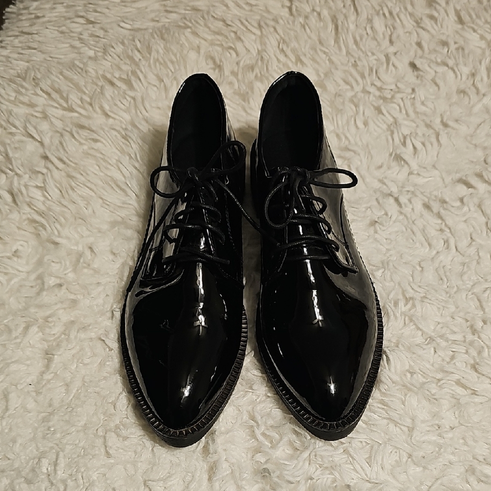 SHEIN Glossy Black Lace-Up Flats